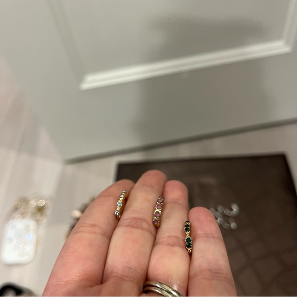 Earrings and cuff earrings - Picture 9 of 9